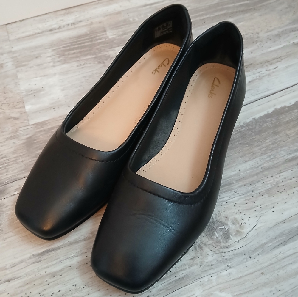 Clarks Seren30 Court Black Leather Low Heel Pumps – Square Toe Comfort Shoes 7½